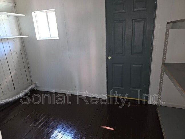 Building Photo - 3618 Cleveland Ave