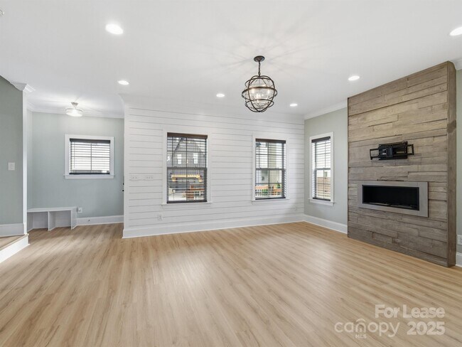 Building Photo - 1511 Landis Ave