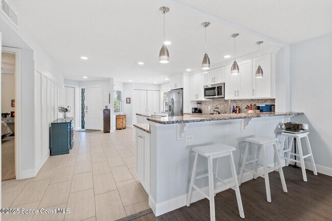 Building Photo - 3609 S Banana River Blvd