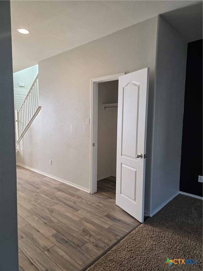 Building Photo - 1119 Lonesome Oak Drive