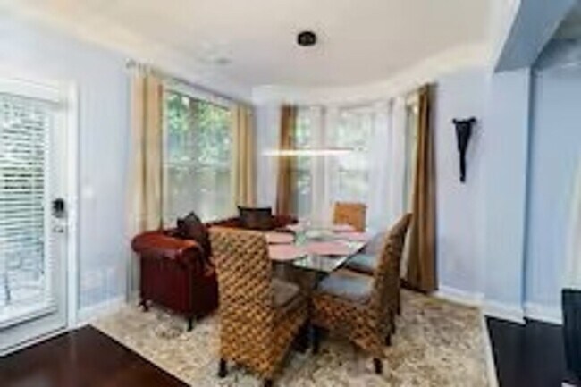 Building Photo - Charming 3BR Townhome in Lilburn