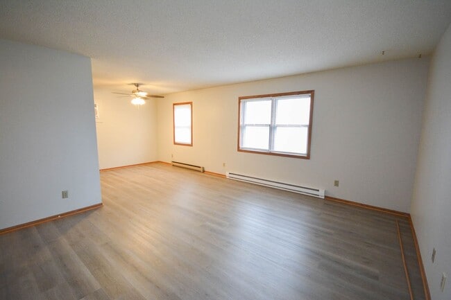 Building Photo - 3613 10th Ln NW