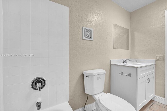 Building Photo - 17255 SW 95th Ave