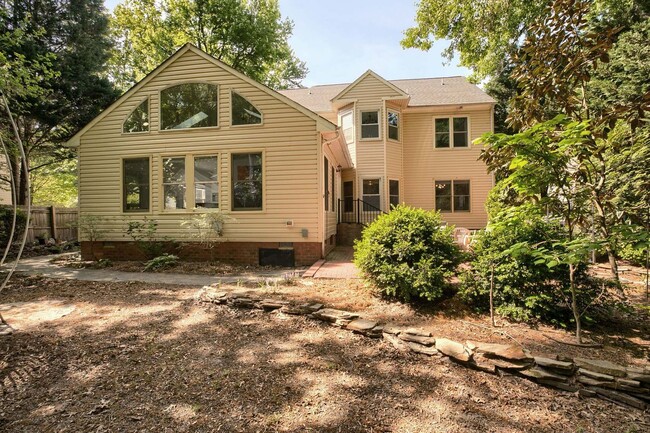 Building Photo - 106 Treis Trail