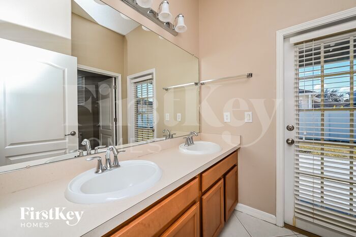 Building Photo - 4486 Stoney River Dr