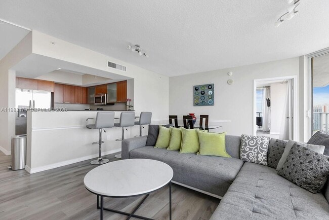 Building Photo - 16699 Collins Ave