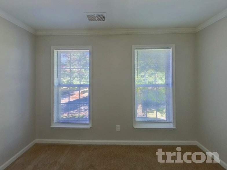 Building Photo - 8731 Water Iris Ct