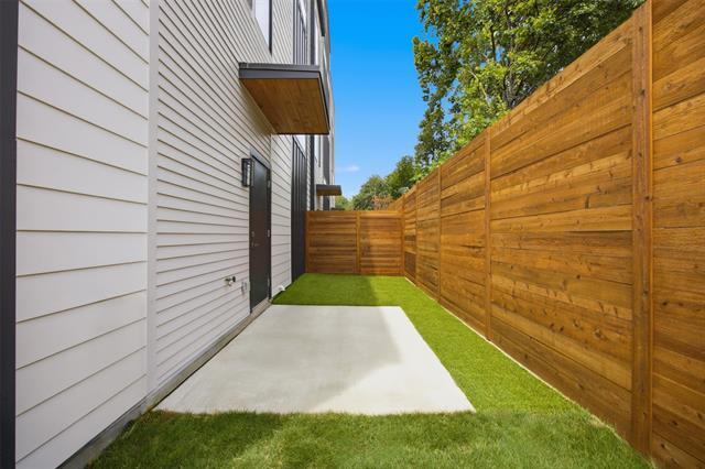 Building Photo - 4605 Belmont Ave