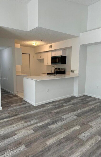 Building Photo - 2123 Renaissance Blvd