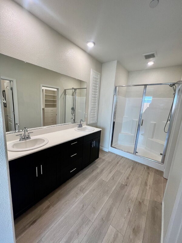 Building Photo - 436 Rose St