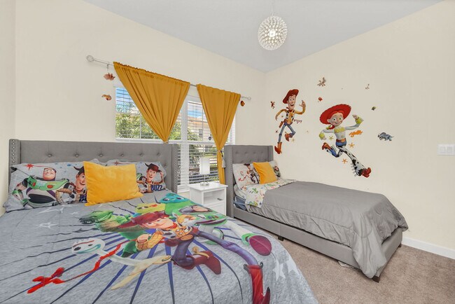 Building Photo - 8992 Stinger Dr