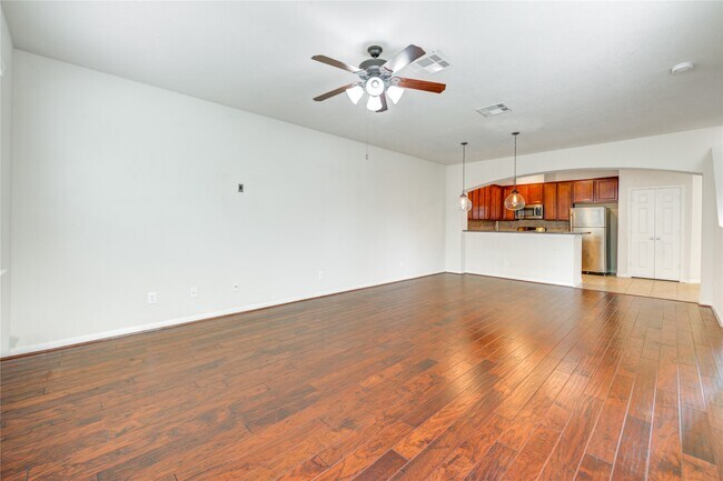 Building Photo - 8422 Sunset Loch Dr