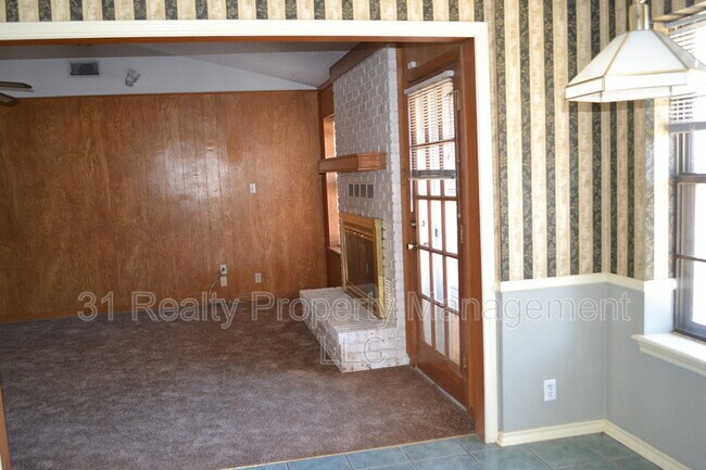 Building Photo - 66 Haven Cir