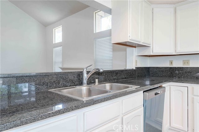 Building Photo - 2985 Amber Dr
