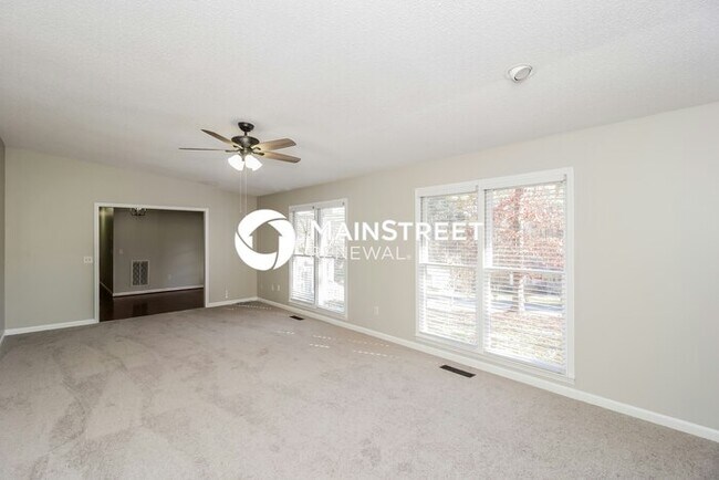 Building Photo - 3 Bedroom Pet-Friendly Home in CARTERSVILLE, GA with Main Street Renewal