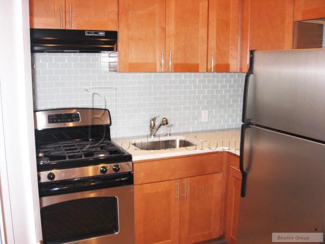 Building Photo - 1 bedroom in ASTORIA NY 11105