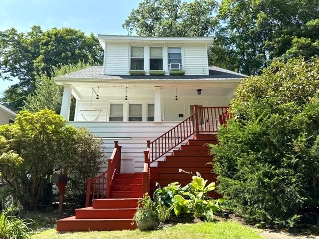 Primary Photo - 32 Hadwen Ln