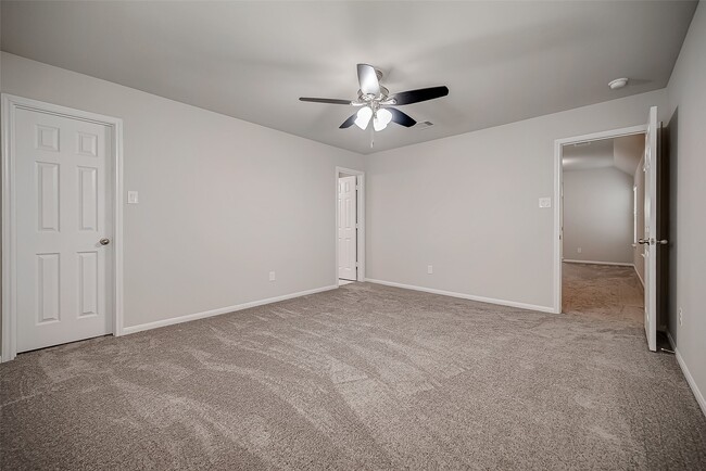 Building Photo - 3423 Hackberry Tree Ln