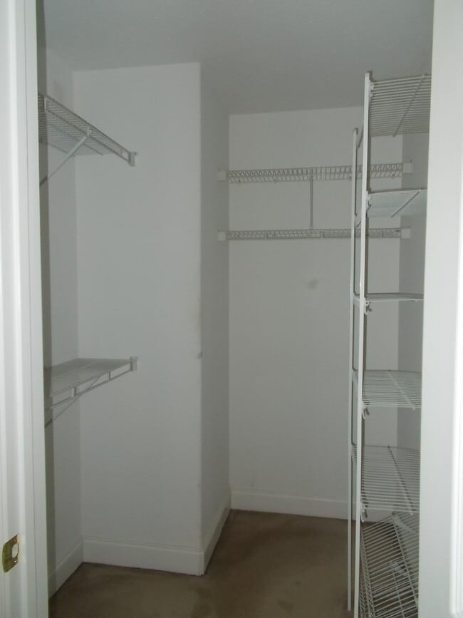 Building Photo - 139 Corinth Dr