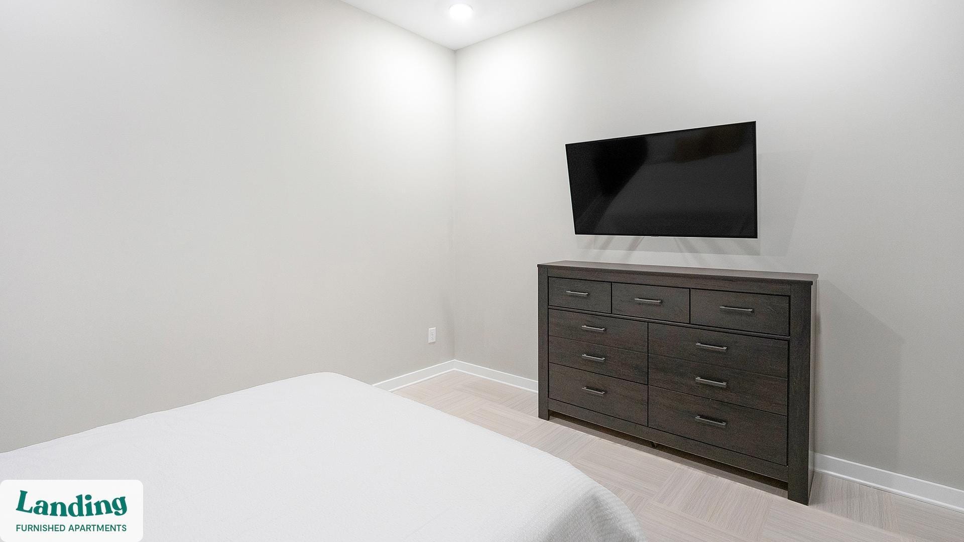 Building Photo - 600 19th St N