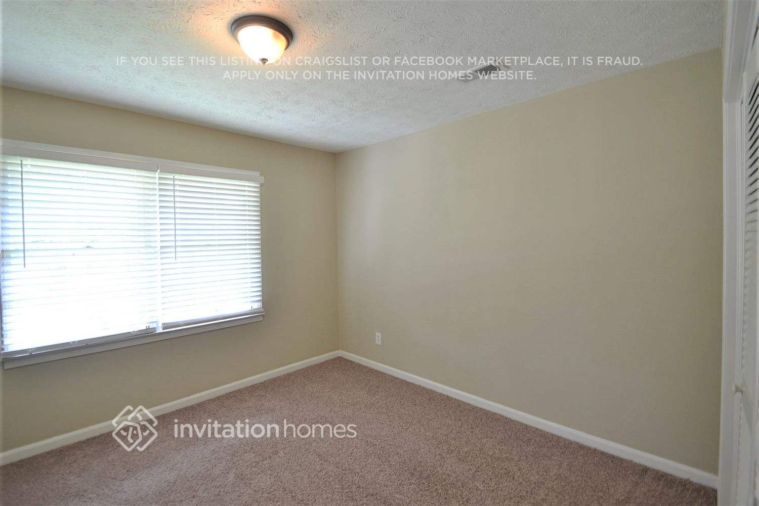 Building Photo - 2507 Robin Hood Pl