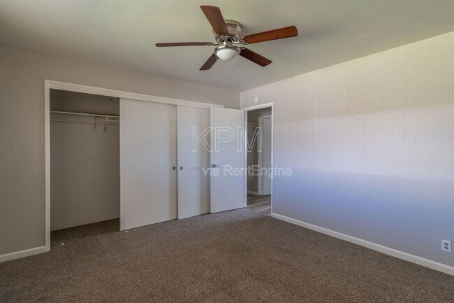 Building Photo - 10400 Lower Sacramento Rd