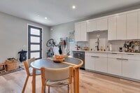 Building Photo - Fresh and Modern 1BD/1BA Upstairs ADU Near Downtown Livermore!