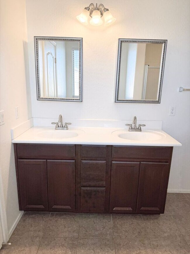 Building Photo - Gorgeous home in the highly desired Johnson Ranch Golf Course Community-Johnson Ranch-4 bed/ 2.5 ...