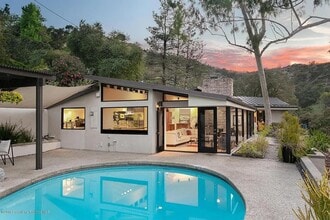 Building Photo - 1255 Rancheros Rd