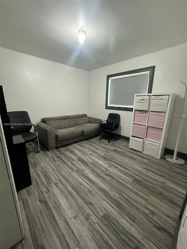 Building Photo - 41 NW 136th Ct