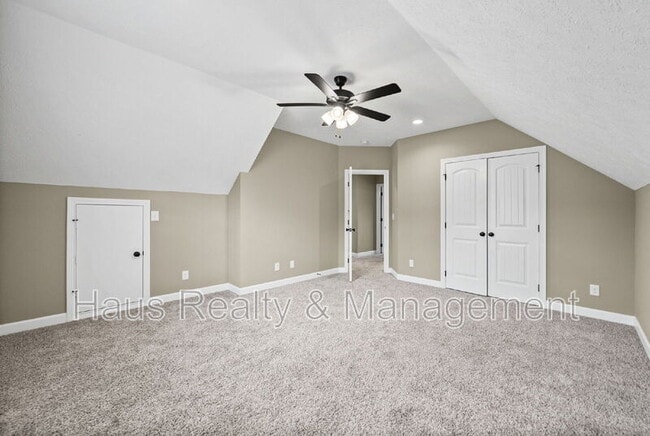 Building Photo - 415 Glenstone Springs Dr