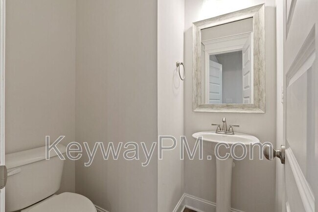 Building Photo - 314 Sumac Trail