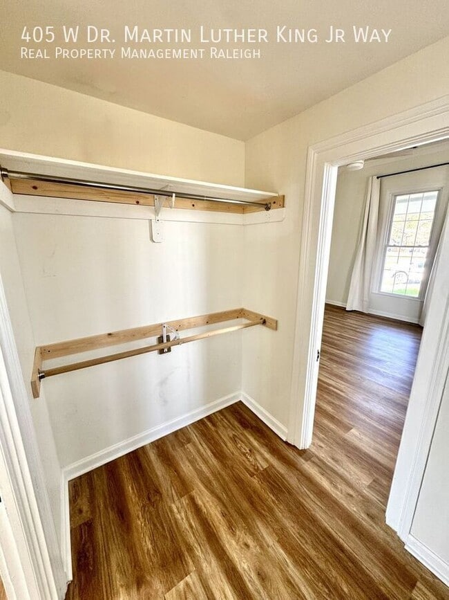 Building Photo - 405 W Dr. Martin Luther King Jr. Way