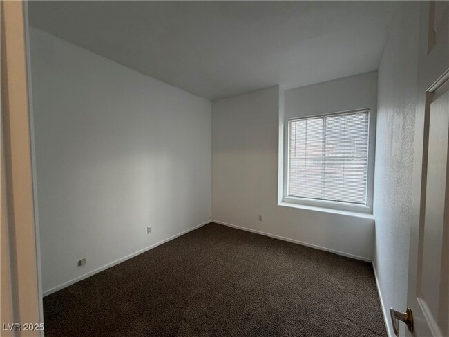 Building Photo - 4616 Imperial Beach Ave