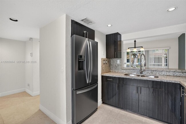 Building Photo - 845 NW 91st Terrace