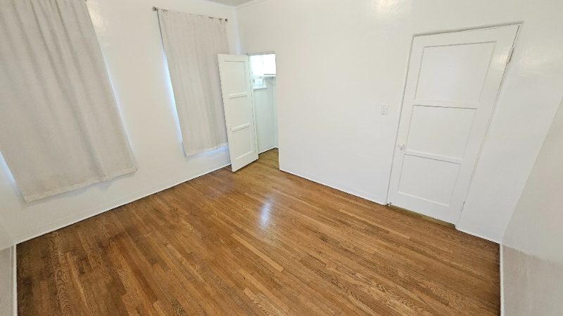 Building Photo - 1425 Echo Park Ave