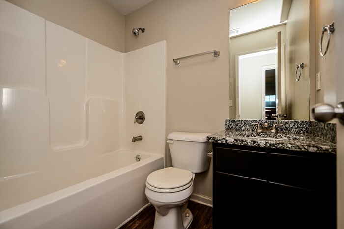 Building Photo - 2415 Marlin Dr