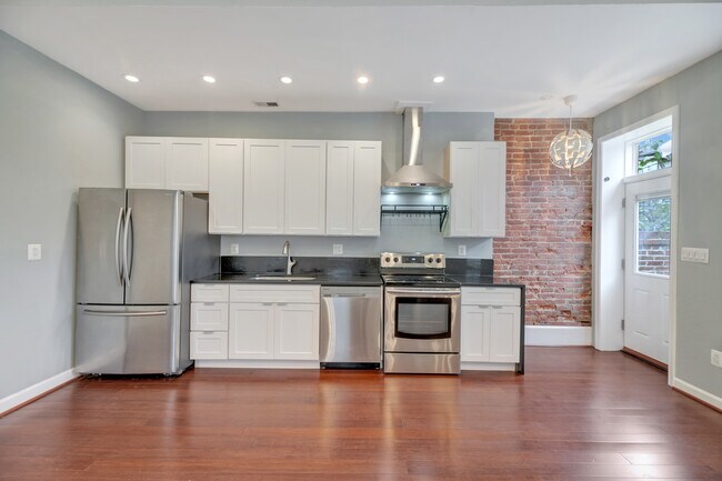 Building Photo - 1322 Rhode Island Ave NW