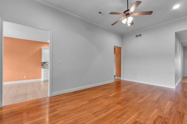 Building Photo - Spacious Duplex In Cape Girardeau