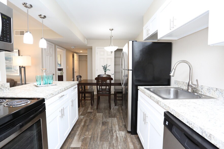 Armstrong Farm 3900 Armstrong Ct Jeffersonville IN 47130 Apartment