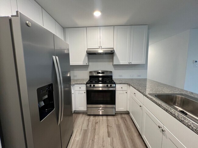 Building Photo - Beautiful 4 bedroom, 2 bath in NBTX