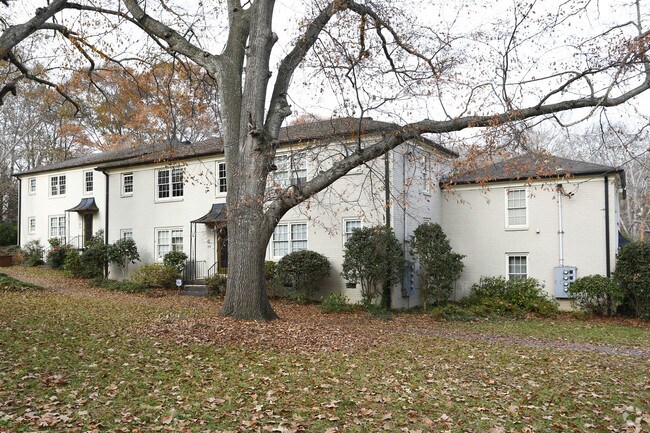 Building Photo - Courtyard on Kirkwood
