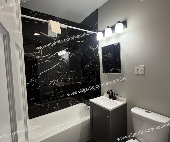 Building Photo - Newly Renovated 3 - Bedrooms • 1-Bathroom Home