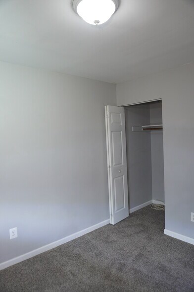 Building Photo - 25 Patricks Ct