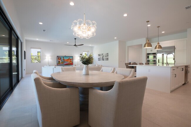 Building Photo - 57535 Cherrywood Pl