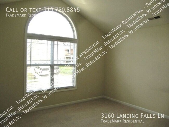 Building Photo - 3160 Landing Falls Ln
