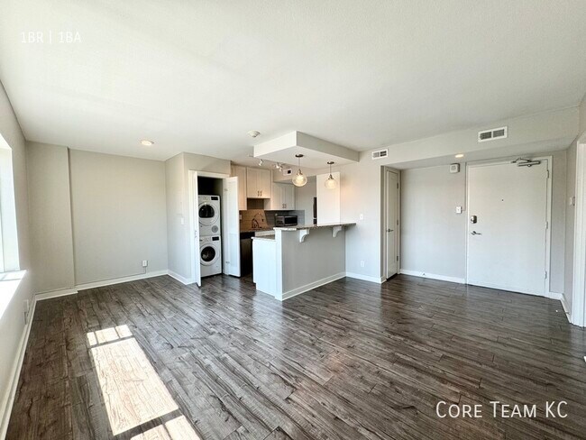 Building Photo - 209 Emanuel Cleaver II Blvd.