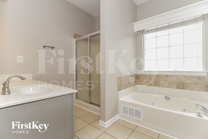 Building Photo - 32 Soapstone Ln