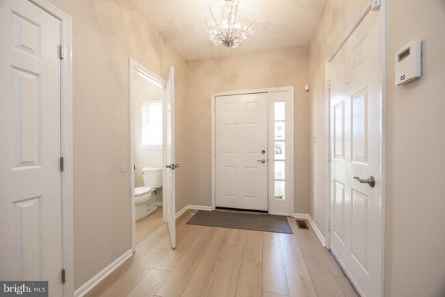 Building Photo - 730 Whitetail Cir