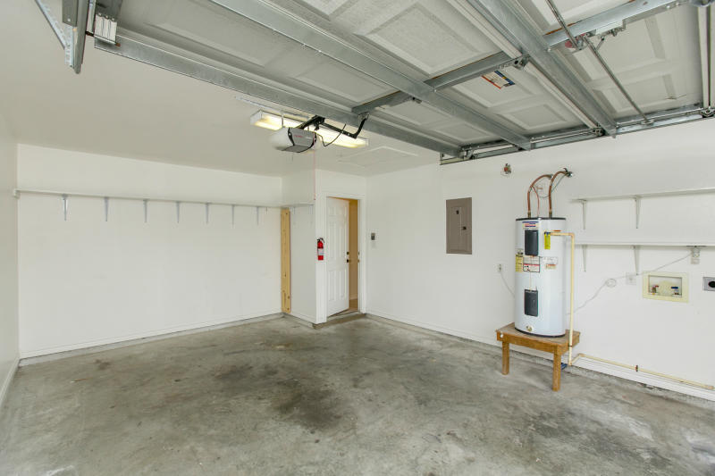 Building Photo - 430 Knickerbocker St